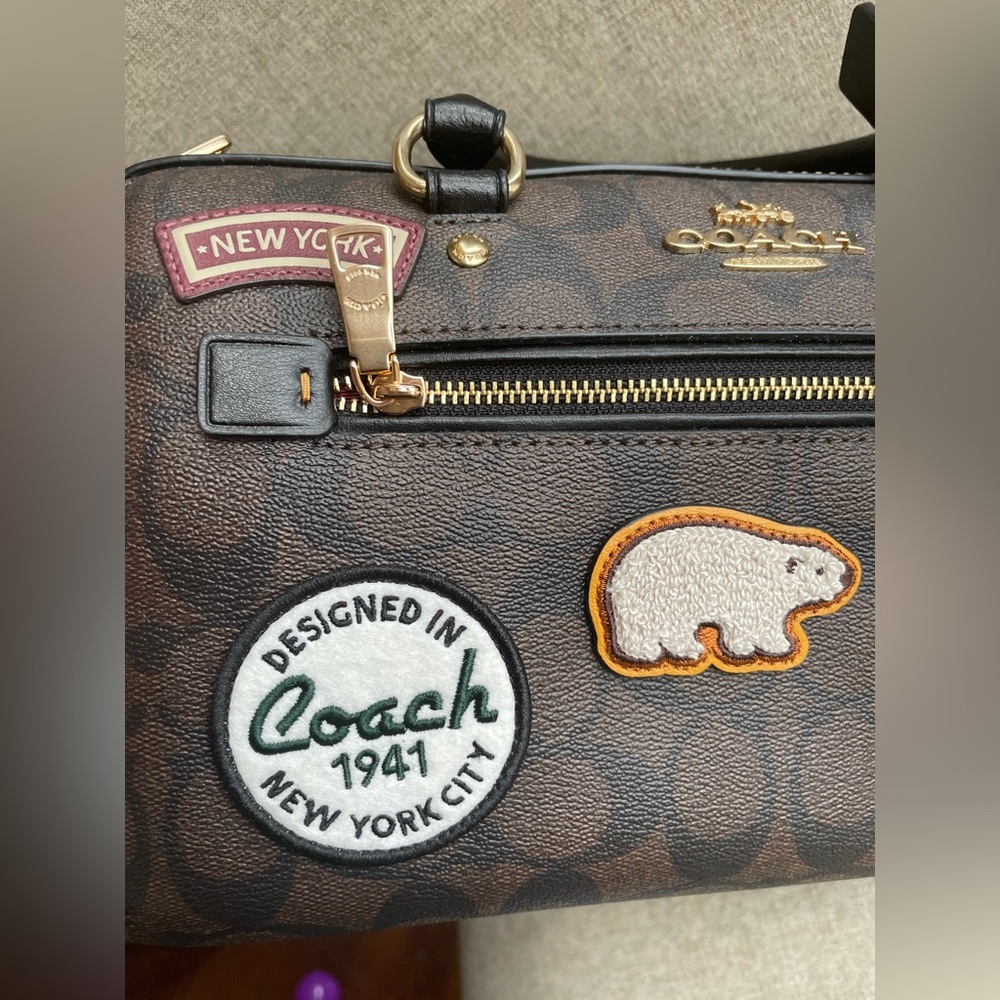 NWT！COACH ROWAN SATCHEL IN SIGNATURE CANVAS WITH SKI PATCHES (COACH CE592) - Picture 5 of 14